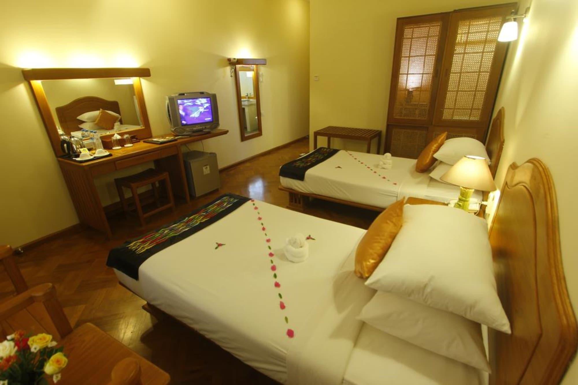 Thande - Old Hotel 3*