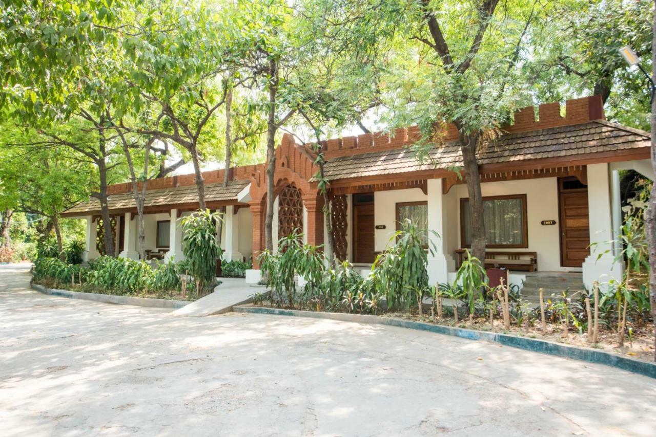 Thande - Old Hotel Bagan